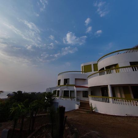 Villa Infinity By The Sea Murud  Buitenkant foto