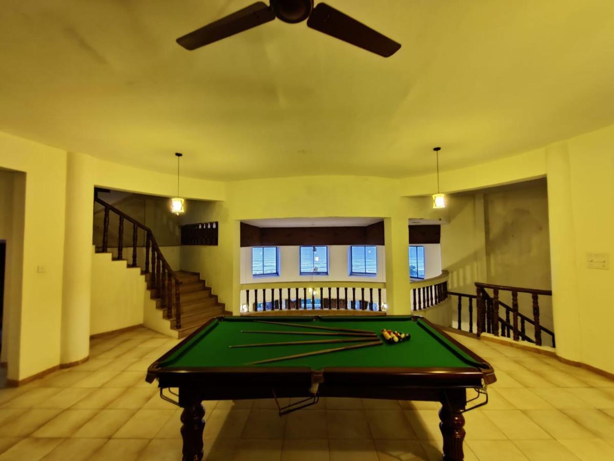 Villa Infinity By The Sea Murud  Buitenkant foto