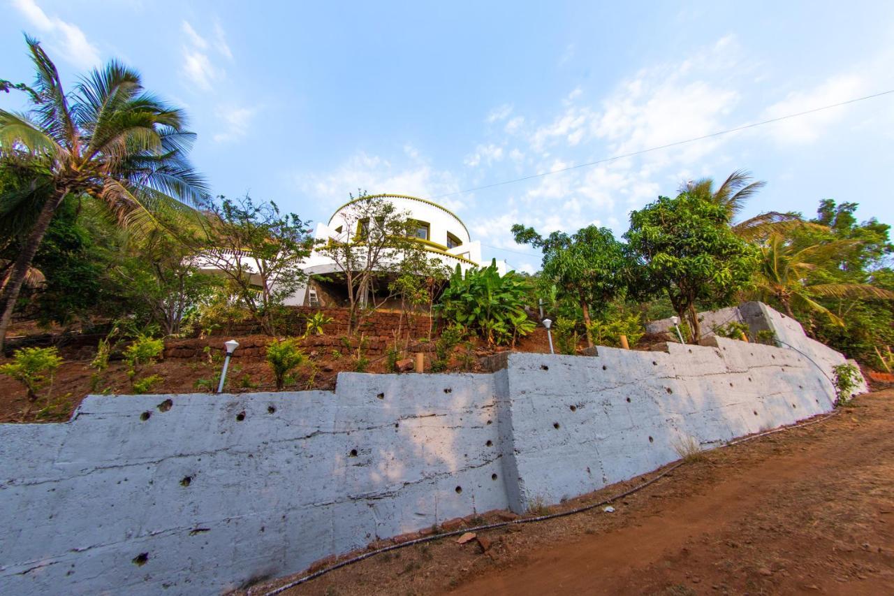 Villa Infinity By The Sea Murud  Buitenkant foto