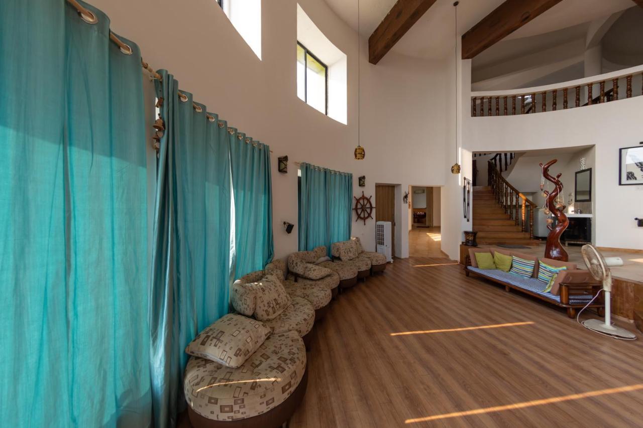 Villa Infinity By The Sea Murud  Buitenkant foto