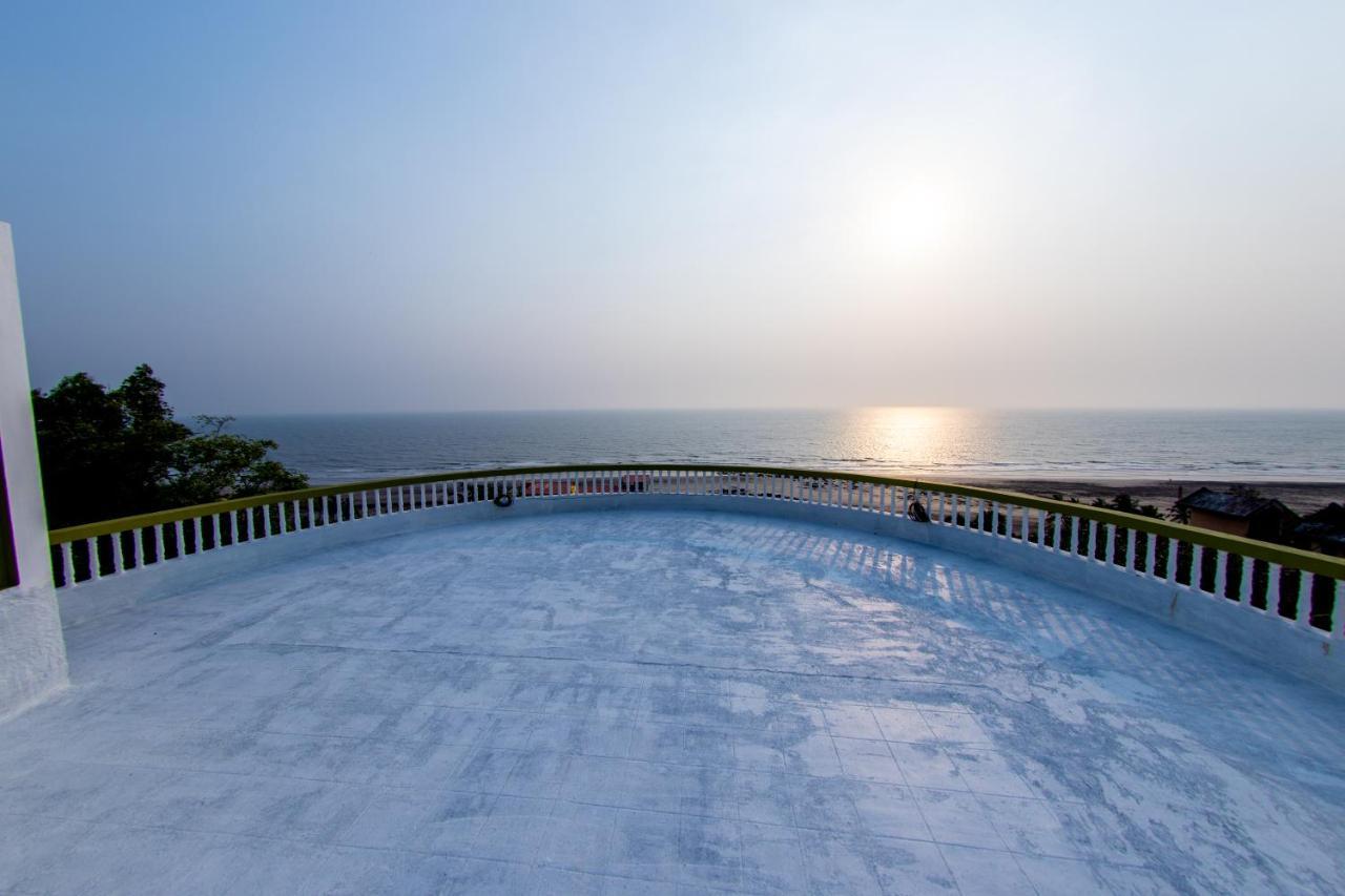 Villa Infinity By The Sea Murud  Buitenkant foto