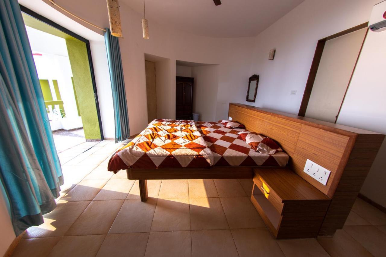 Villa Infinity By The Sea Murud  Buitenkant foto