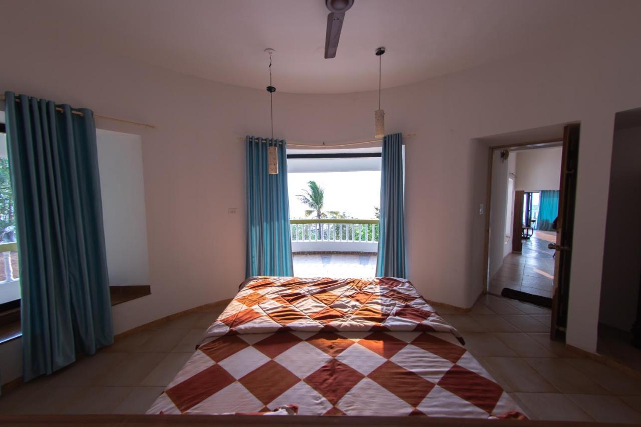 Villa Infinity By The Sea Murud  Buitenkant foto