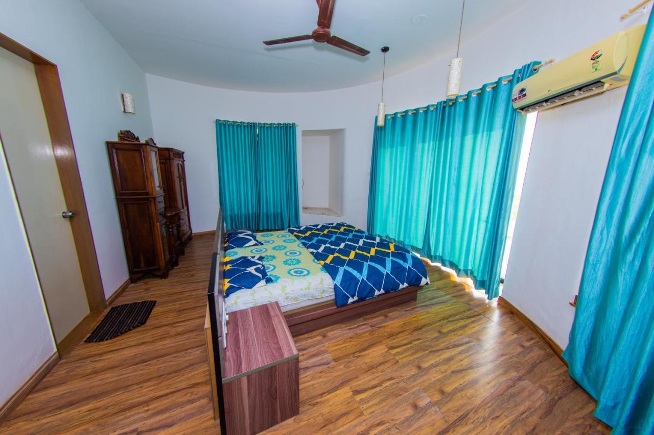 Villa Infinity By The Sea Murud  Buitenkant foto